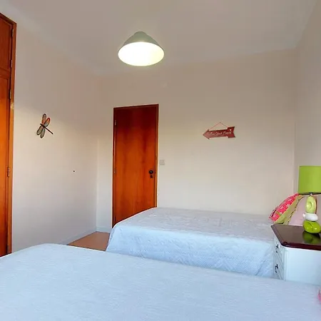 Διαμέρισμα Lucia's Place *